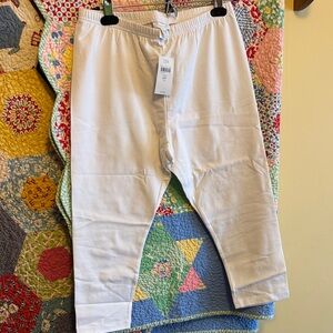 J. Jill Petite White Capri Leggings NWT